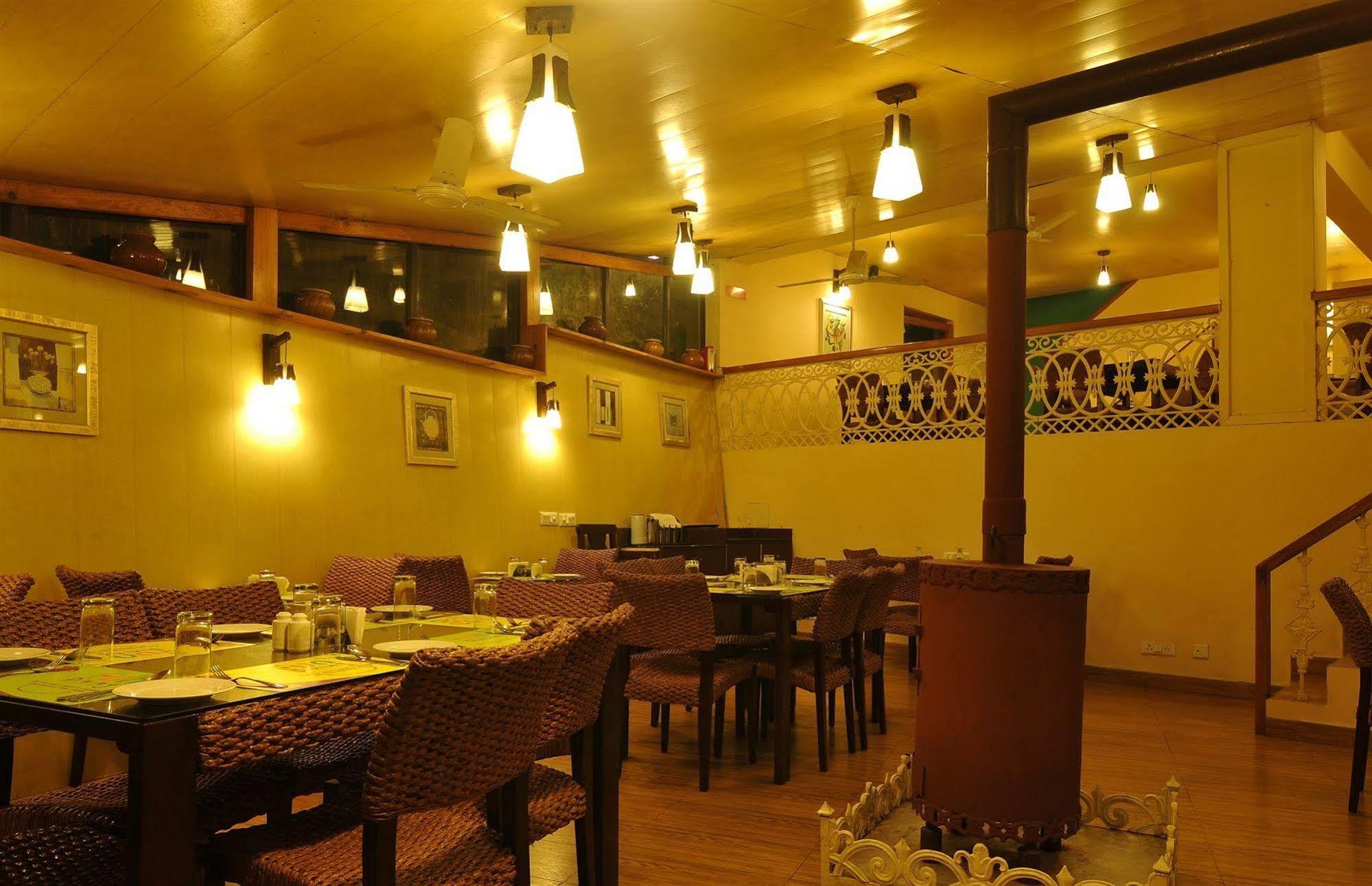 Hotel Club Mahindra Mussoorie Exterior foto