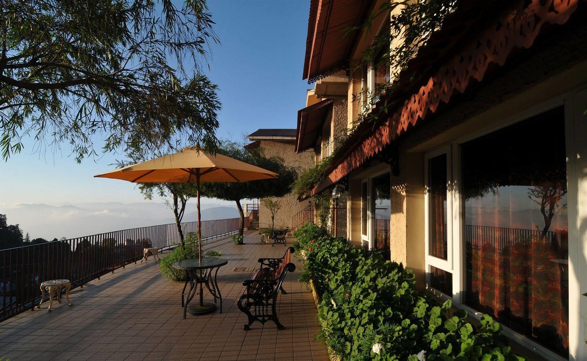 Hotel Club Mahindra Mussoorie Exterior foto